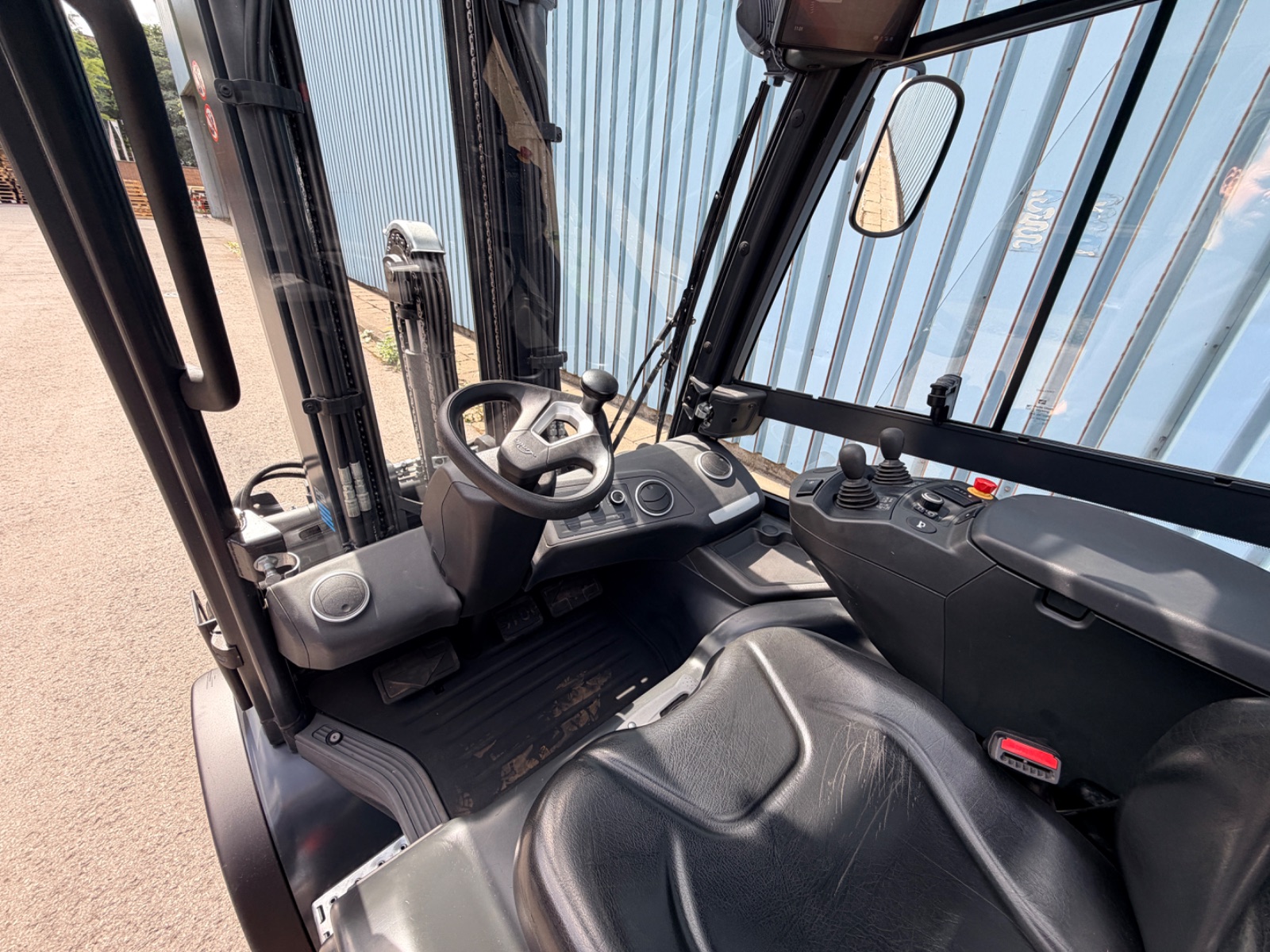 Linde E35L-01 — Bild 9