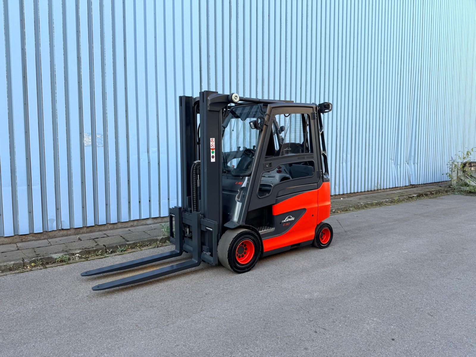 Linde E30H-01/600 — Bild 2