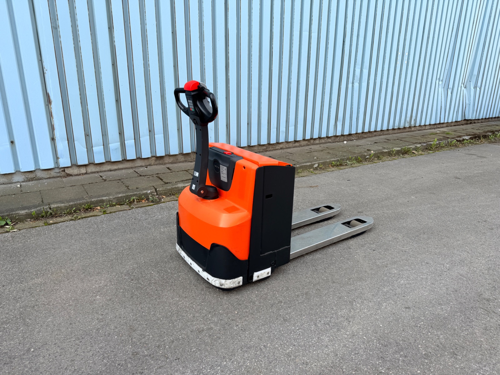 BT/Toyota LWE200 — Bild 2